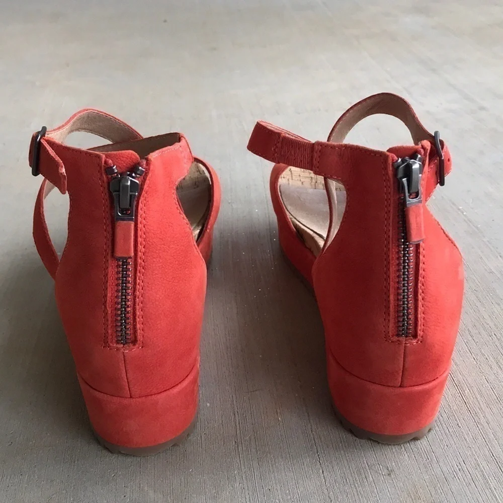 Eileen Fisher Emmy Tangelo Platform Sandals